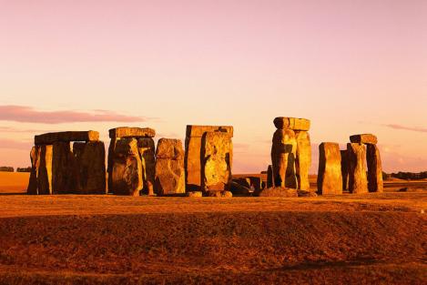 stonehenge1.jpg